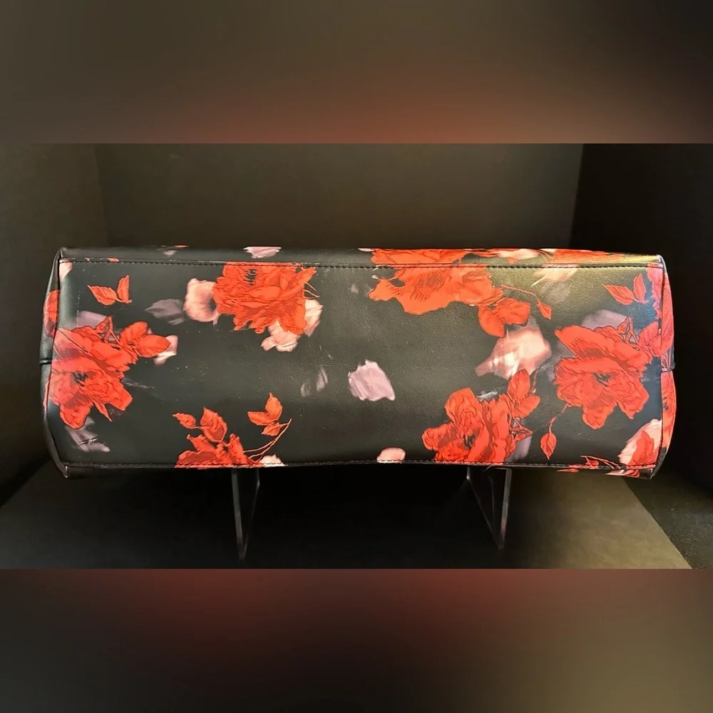 Victorias Secret Limited Edition 2019 Large Red Floral Tote